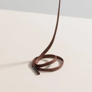 Medium Brown | Platta vaxade skosnören
