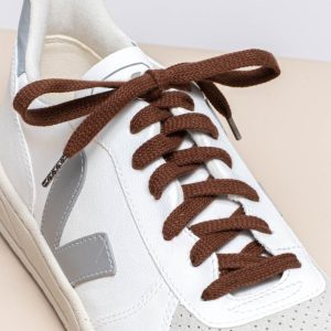 Mellanbrun | Sneakersnören